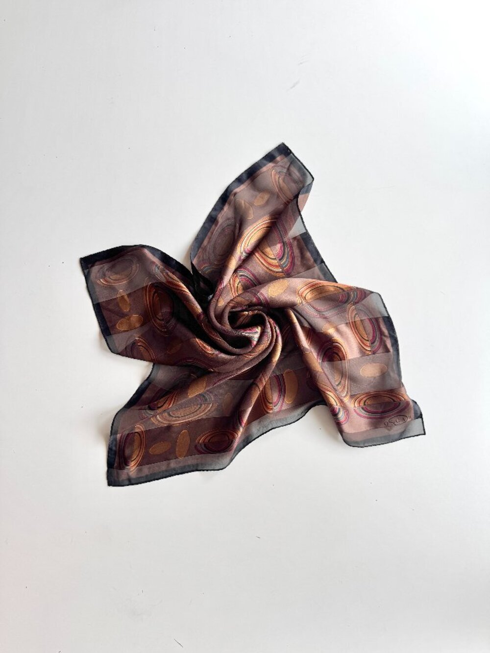 OSCAR by OSCAR DE LA RENTA Brown Printed 100% Silk 20.5" x 20.5" Square Scarf